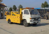 江鈴拖吊型清障車