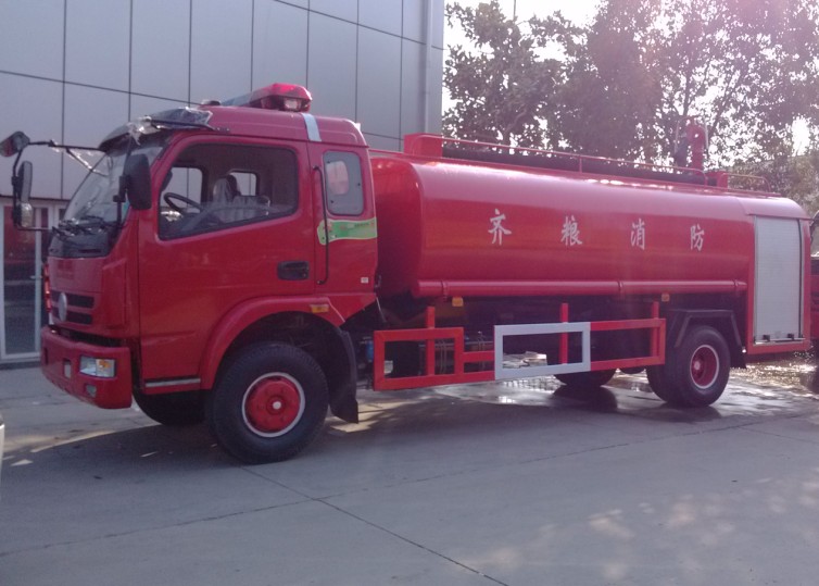 8噸社區消防車(大多利卡消防灑水車)